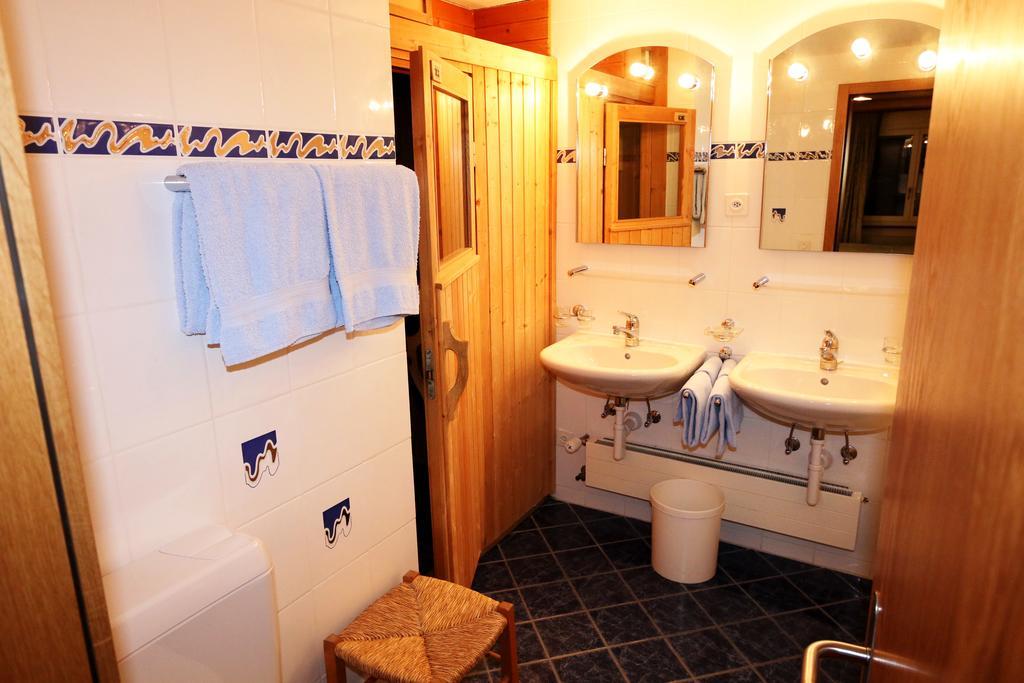 Everest Saas-Fee Luaran gambar