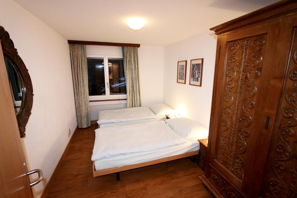 Everest Saas-Fee Luaran gambar