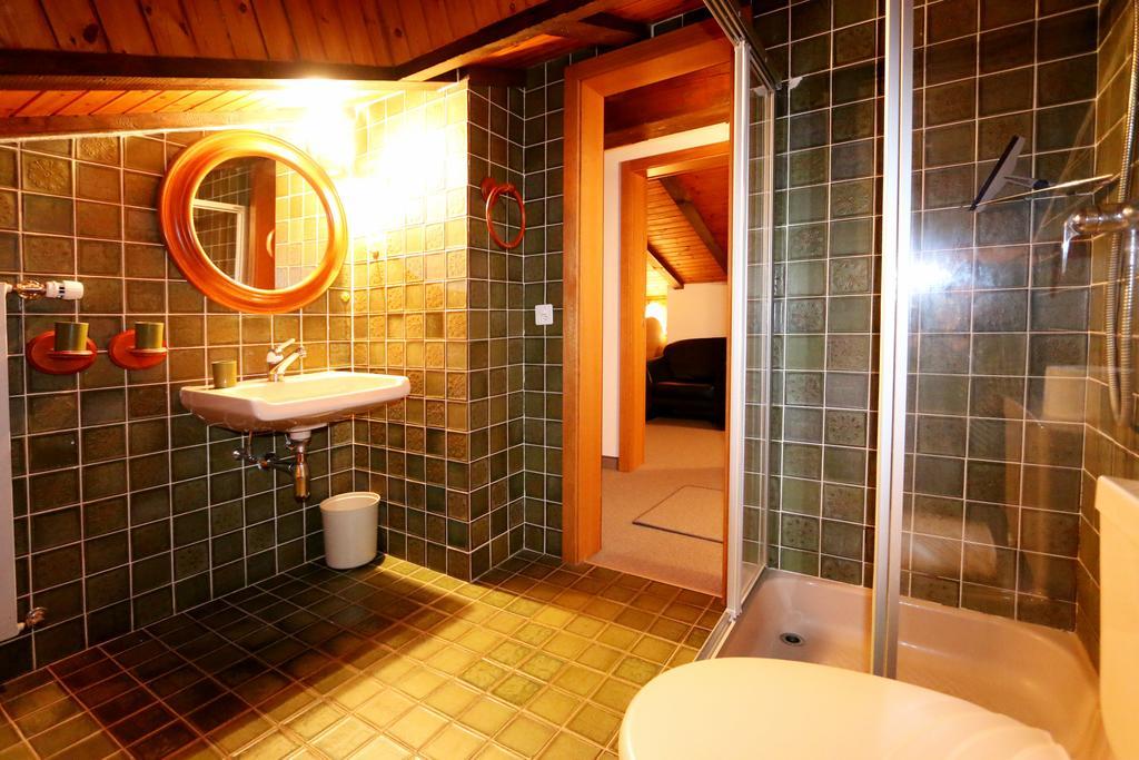 Everest Saas-Fee Luaran gambar